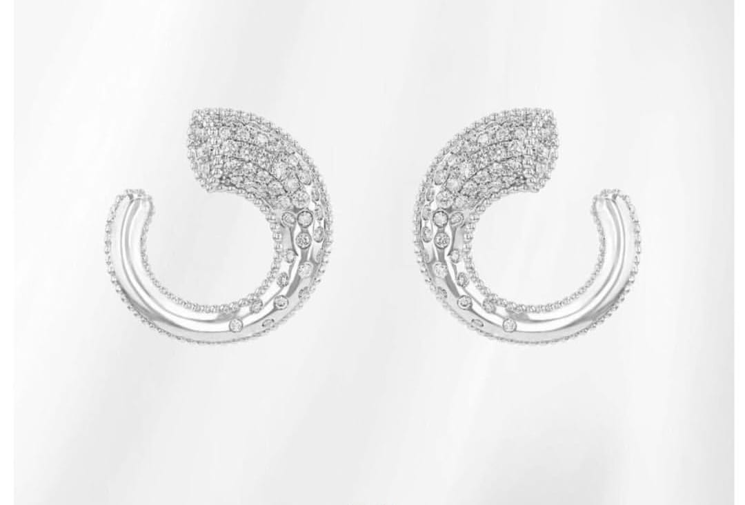 Elegance Curve 22KT Gold Earrings